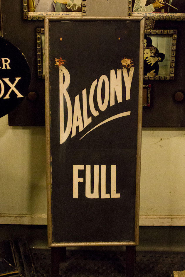 balcony full sign