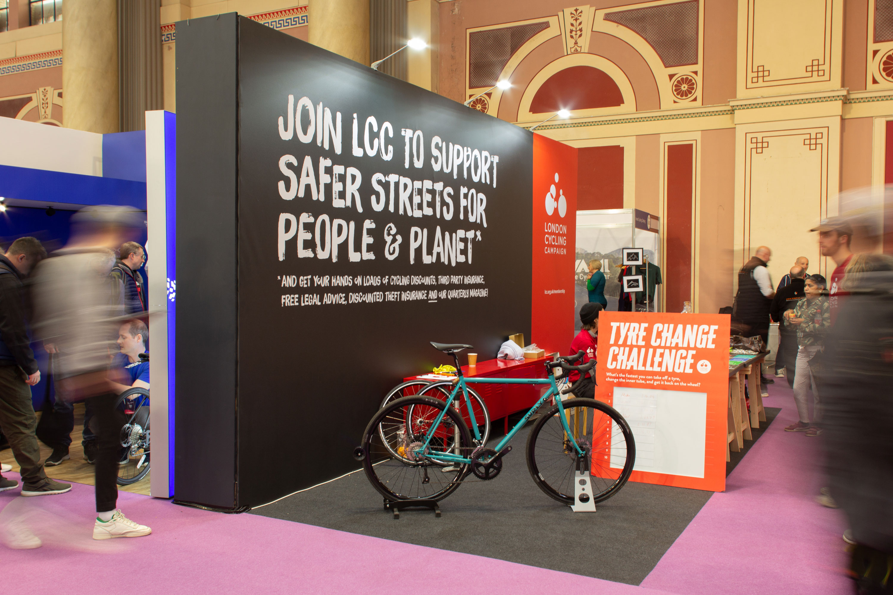 LCC-Cycle-Show-stand-5